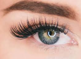 classic eyelashes